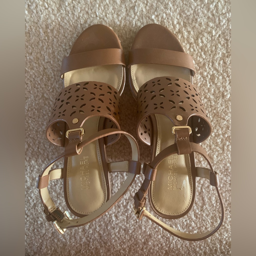 Michael Kors Wedges - Picture 3 of 6